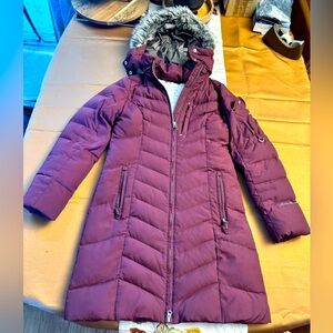 Eddie Bauer Burgundy Hooded Down Jacket, XS